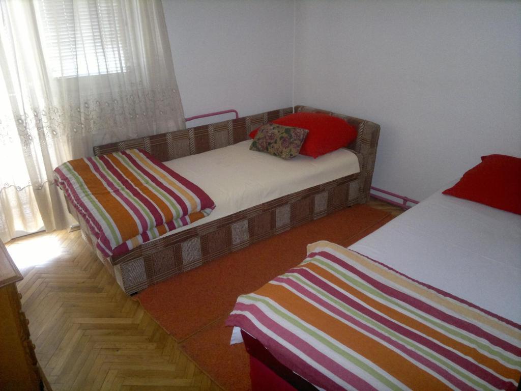 Apartments Maca Novi Sad Kamer foto